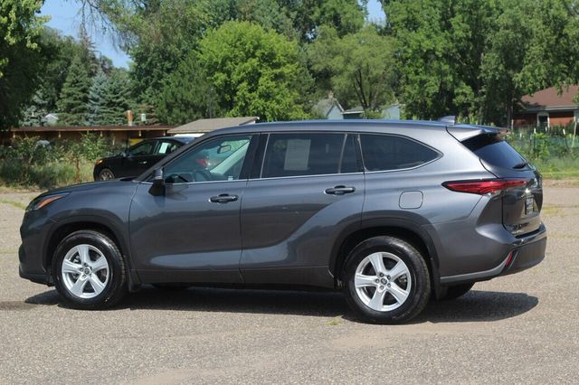 2021 Toyota Highlander ONE OWNER AWD L  - 23041731 - 18
