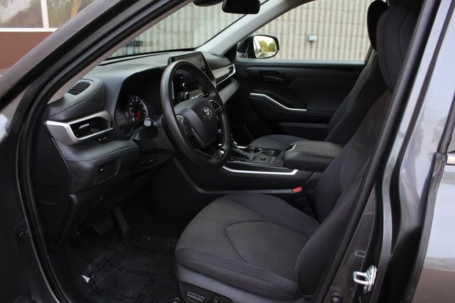 2021 Toyota Highlander ONE OWNER AWD L  - 23041731 - 23