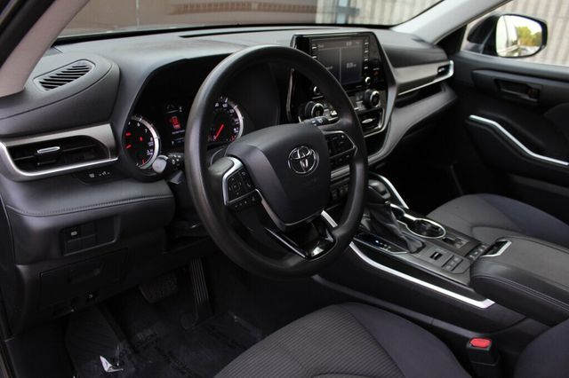 2021 Toyota Highlander ONE OWNER AWD L  - 23041731 - 24