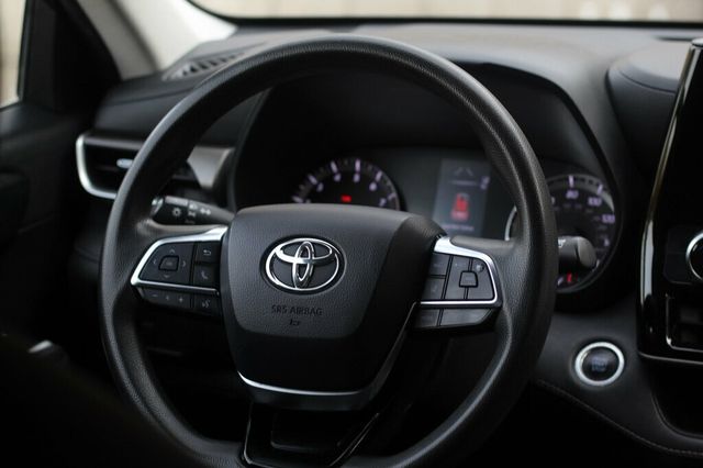 2021 Toyota Highlander ONE OWNER AWD L  - 23041731 - 29