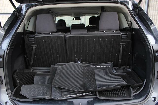2021 Toyota Highlander ONE OWNER AWD L  - 23041731 - 31