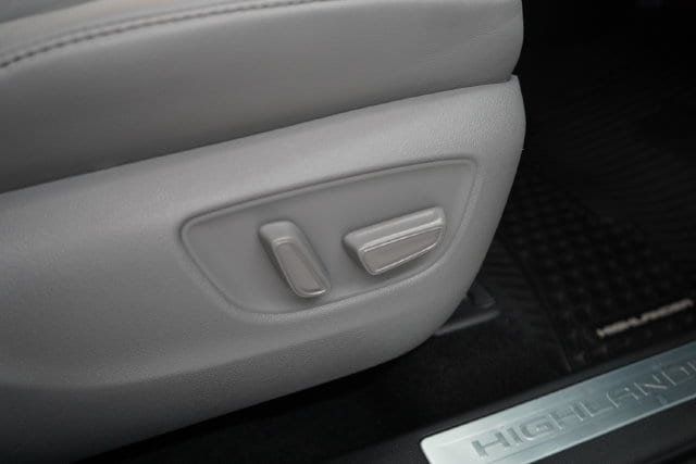 2021 Toyota Highlander Platinum - 23080184 - 50