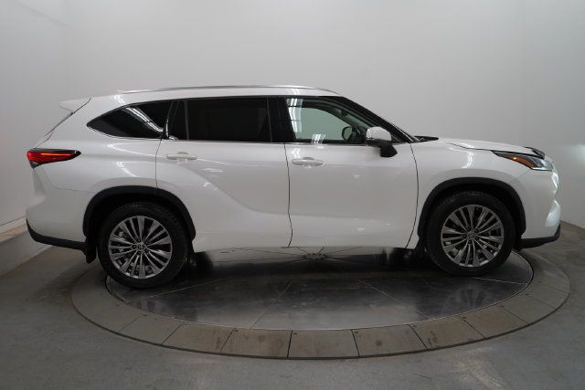 2021 Toyota Highlander Platinum - 23080184 - 7