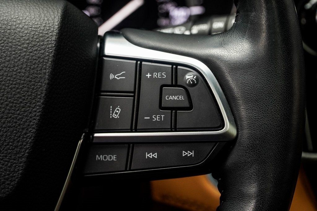 2021 Toyota Highlander Platinum photo 27