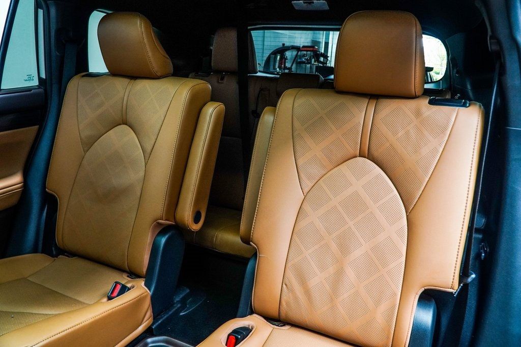 2021 Toyota Highlander Platinum photo 33