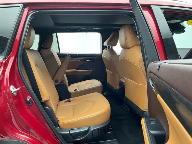 2021 Toyota Highlander Platinum AWD - 22979768 - 38