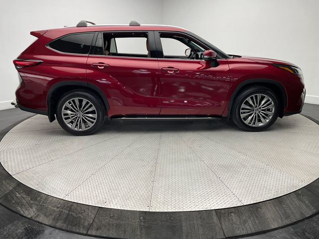 2021 Toyota Highlander Platinum AWD - 22979768 - 3