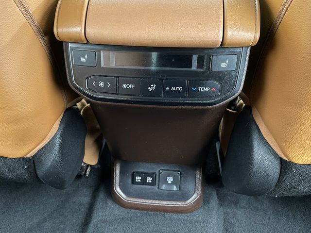 2021 Toyota Highlander Platinum AWD - 22979768 - 40