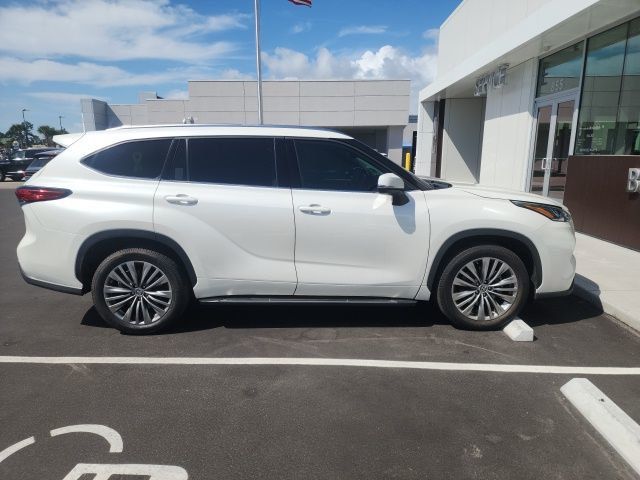 2021 Toyota Highlander Platinum FWD - 23010199 - 5