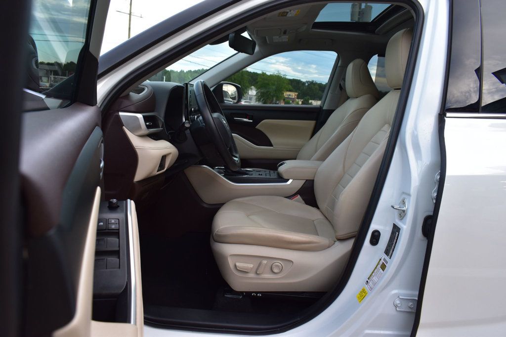 2021 Toyota Highlander XLE AWD - 23040700 - 13