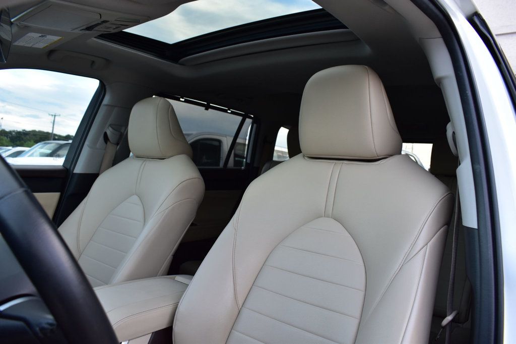 2021 Toyota Highlander XLE AWD - 23040700 - 14
