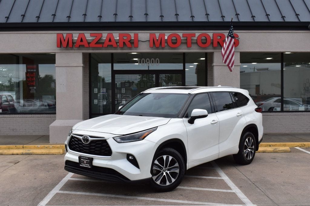2021 Toyota Highlander XLE AWD - 23040700 - 1
