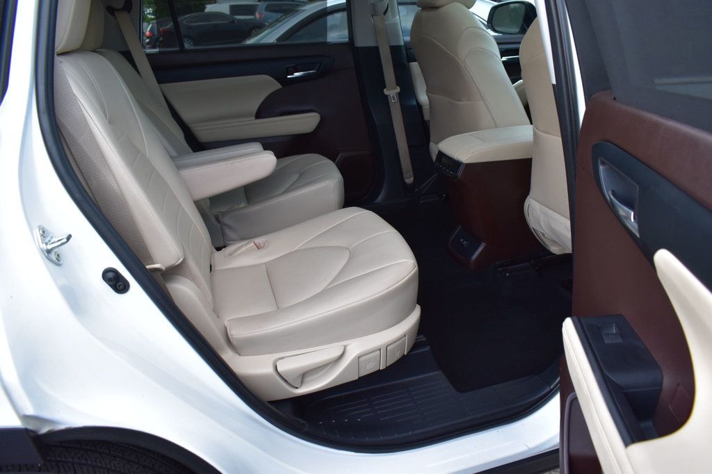 2021 Toyota Highlander XLE AWD - 23040700 - 22