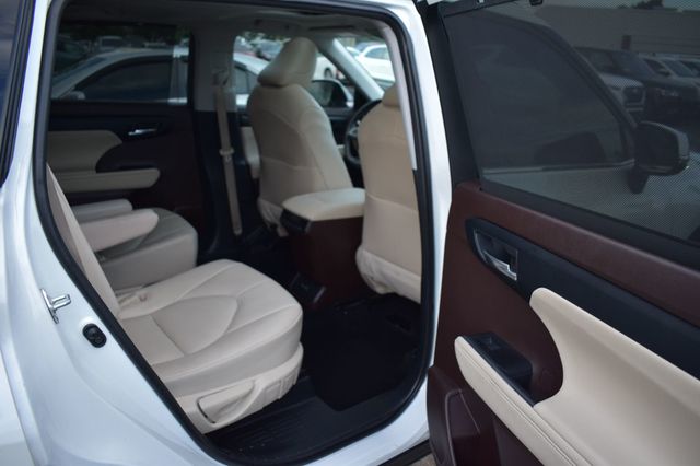 2021 Toyota Highlander XLE AWD - 23040700 - 24