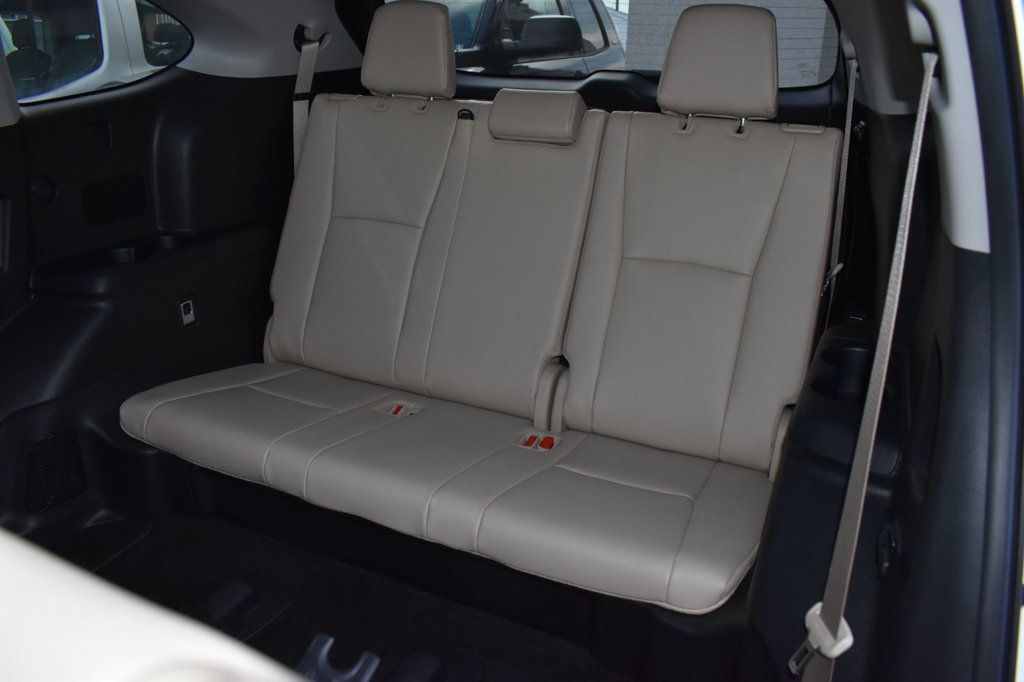 2021 Toyota Highlander XLE AWD - 23040700 - 26