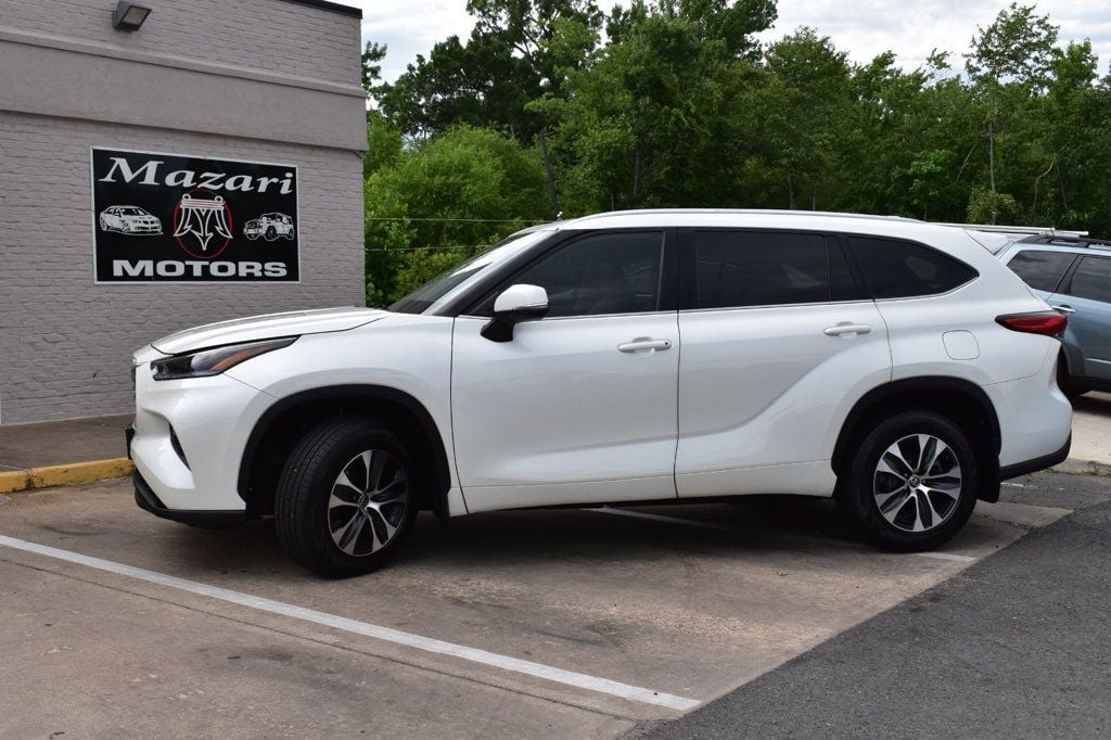 2021 Toyota Highlander XLE AWD - 23040700 - 2