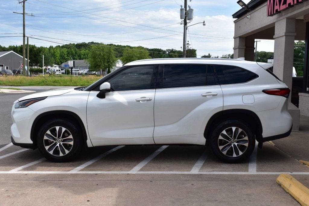 2021 Toyota Highlander XLE AWD - 23040700 - 4