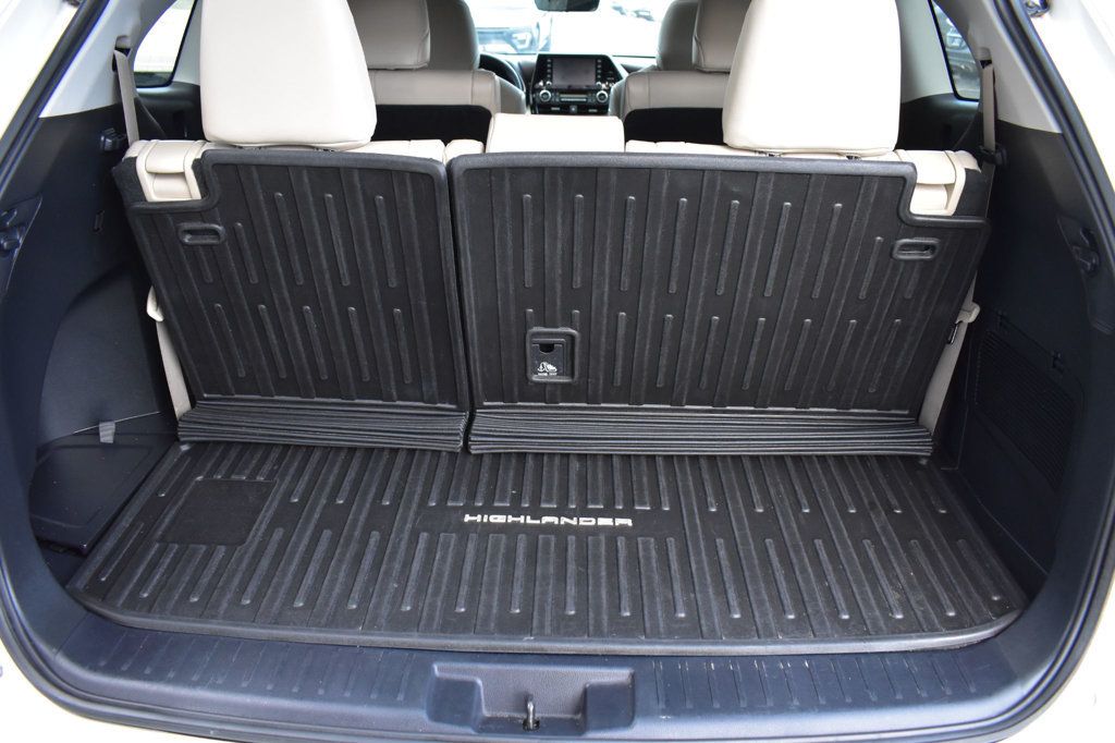 2021 Toyota Highlander XLE AWD - 23040700 - 51