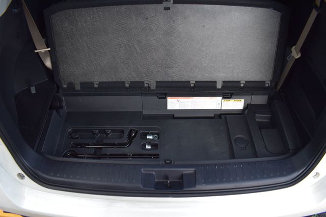 2021 Toyota Highlander XLE AWD - 23040700 - 54