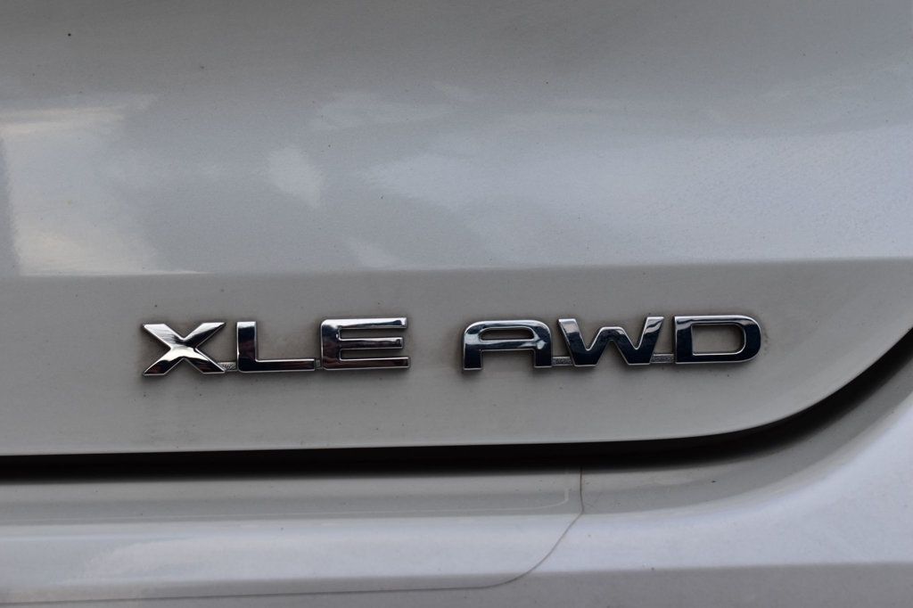 2021 Toyota Highlander XLE AWD - 23040700 - 61