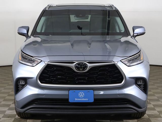 2021 Toyota Highlander XLE AWD - 23002801 - 12