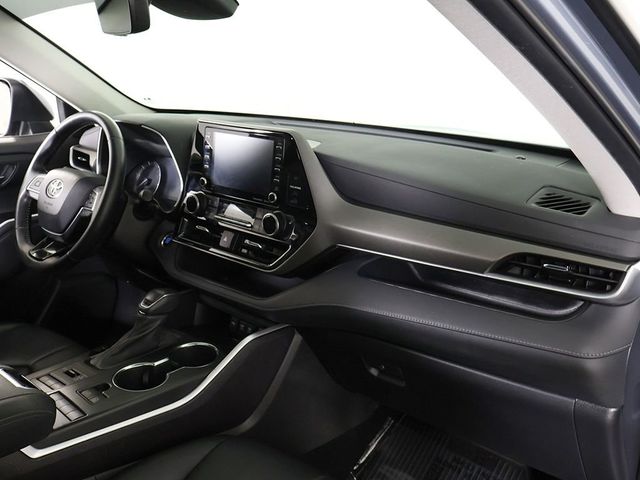 2021 Toyota Highlander XLE AWD - 23002801 - 29