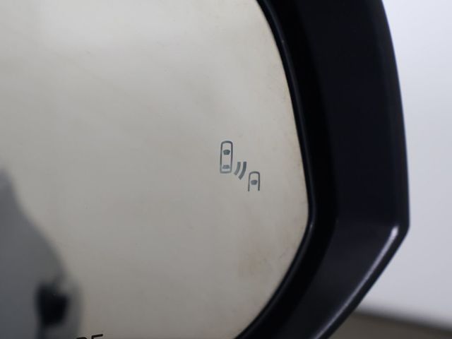 2021 Toyota Highlander XLE AWD - 23002801 - 41