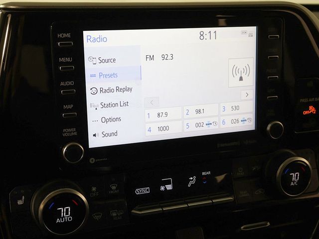 2021 Toyota Highlander XLE AWD - 23002801 - 50