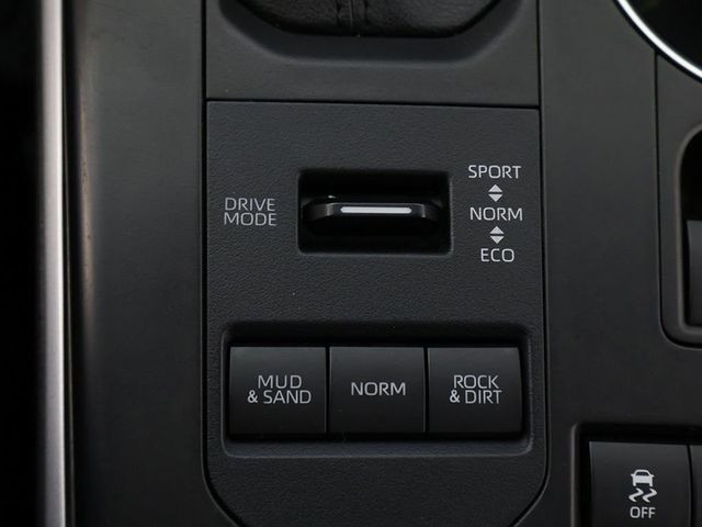 2021 Toyota Highlander XLE AWD - 23002801 - 56