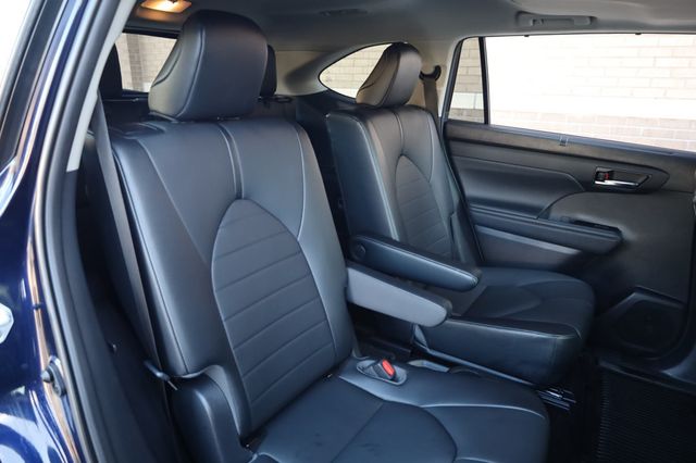 2021 Toyota Highlander XLE AWD - 22876742 - 25