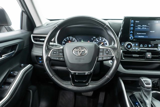 2021 Toyota Highlander XLE AWD - 22903209 - 21