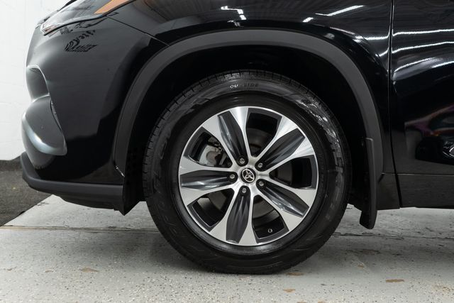 2021 Toyota Highlander XLE AWD - 22903209 - 38