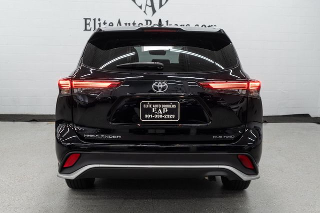 2021 Toyota Highlander XLE AWD - 22903209 - 3