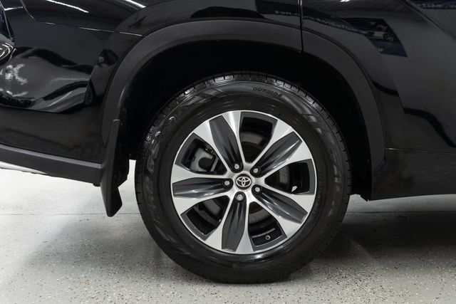 2021 Toyota Highlander XLE AWD - 22903209 - 40