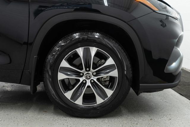 2021 Toyota Highlander XLE AWD - 22903209 - 41