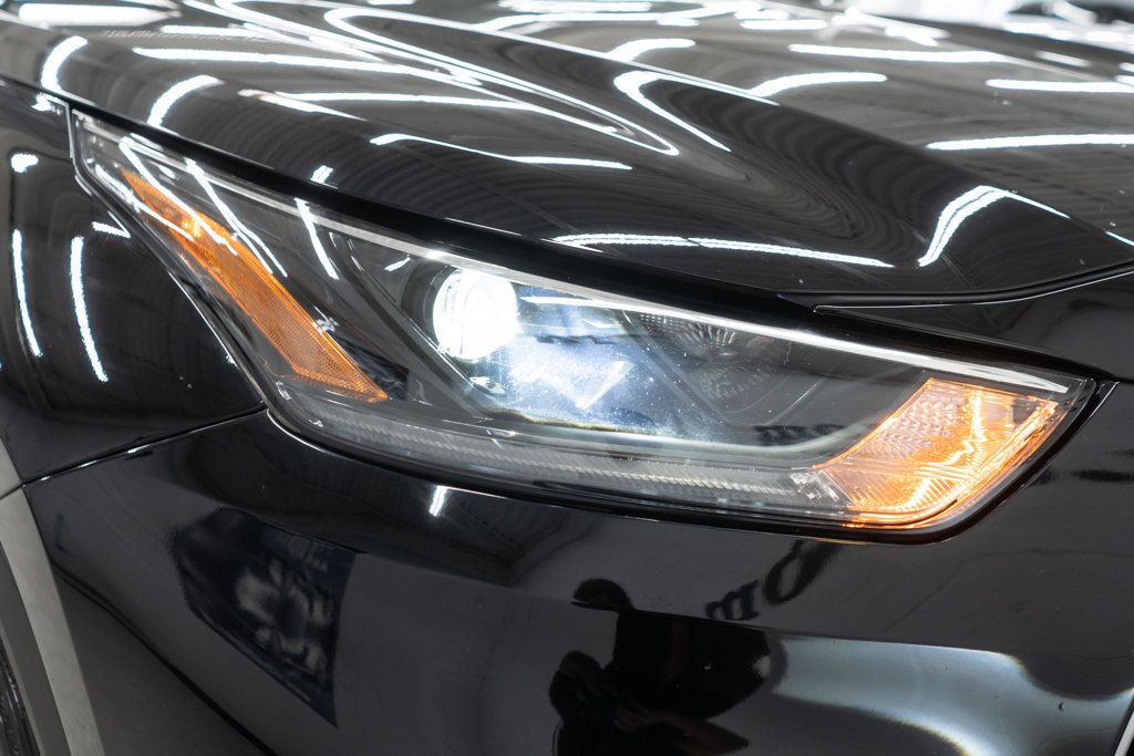 2021 Toyota Highlander XLE photo 42