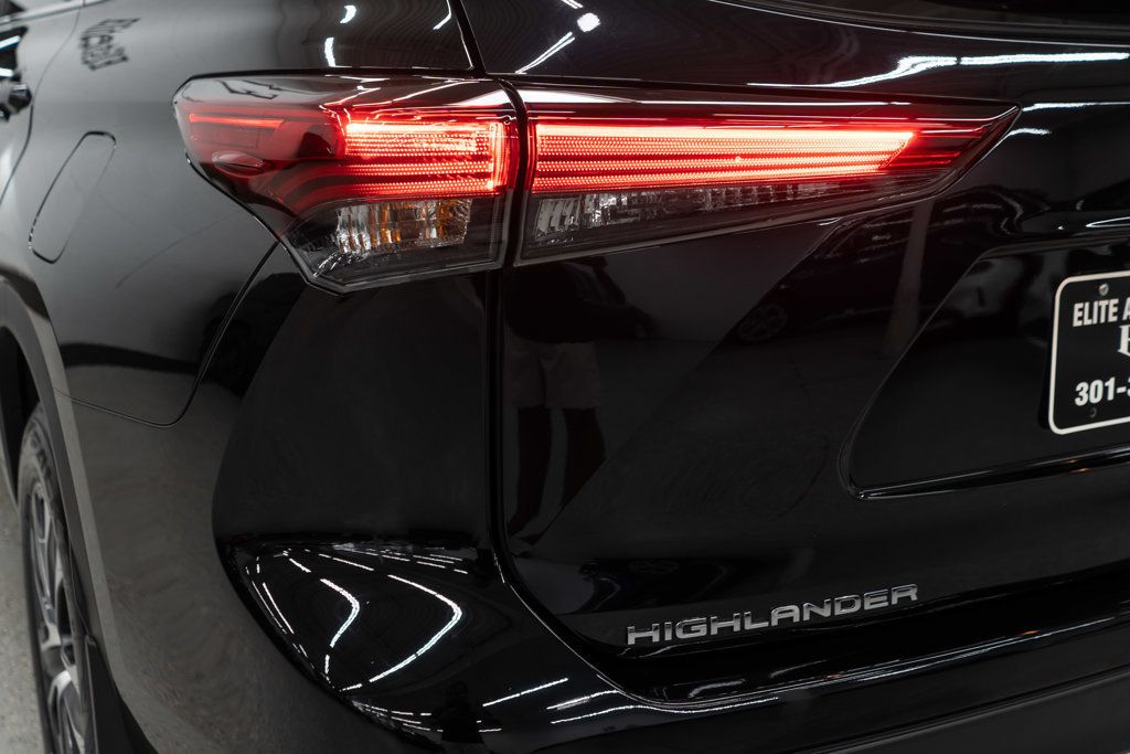 2021 Toyota Highlander XLE photo 44
