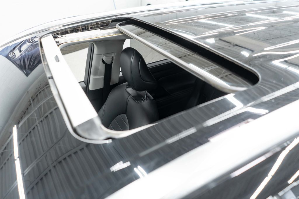 2021 Toyota Highlander XLE photo 47