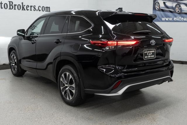 2021 Toyota Highlander XLE AWD - 22903209 - 52