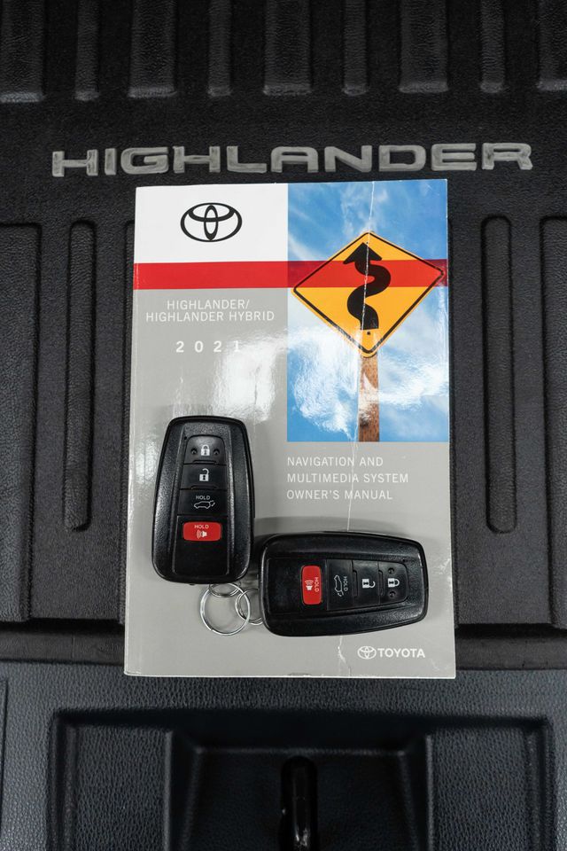 2021 Toyota Highlander XLE AWD - 22903209 - 54