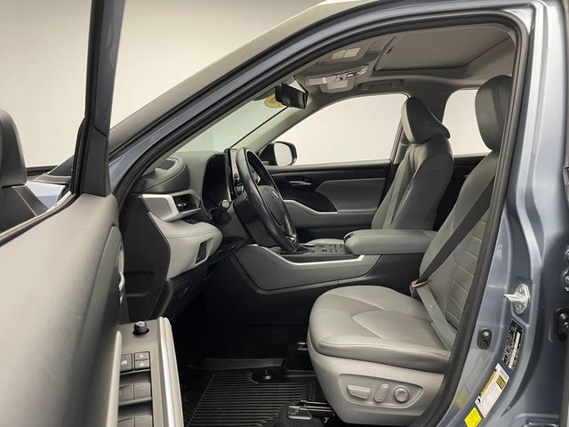 2021 Toyota Highlander XLE AWD - 22875081 - 11