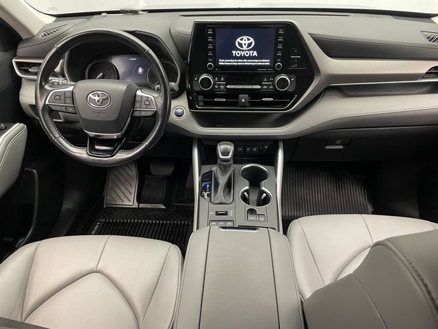 2021 Toyota Highlander XLE AWD - 22875081 - 18