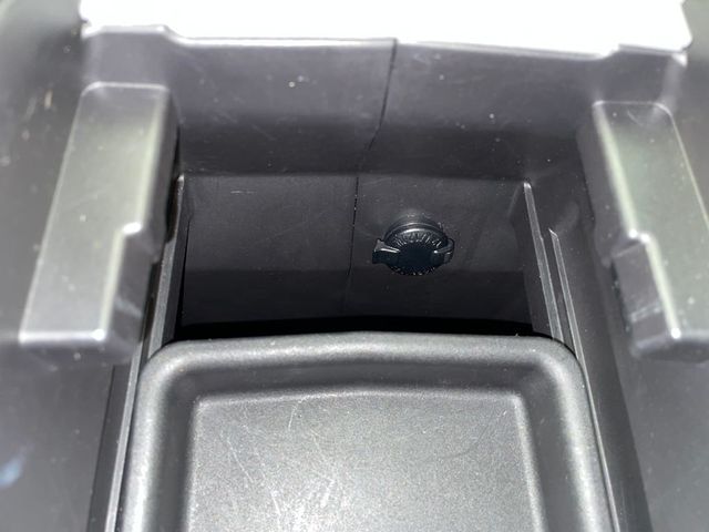 2021 Toyota Highlander XLE AWD - 22875081 - 30