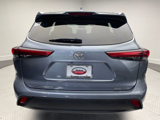 2021 Toyota Highlander XLE AWD - 22875081 - 5