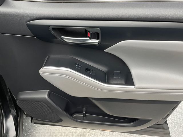 2021 Toyota Highlander XLE AWD - 22924768 - 14