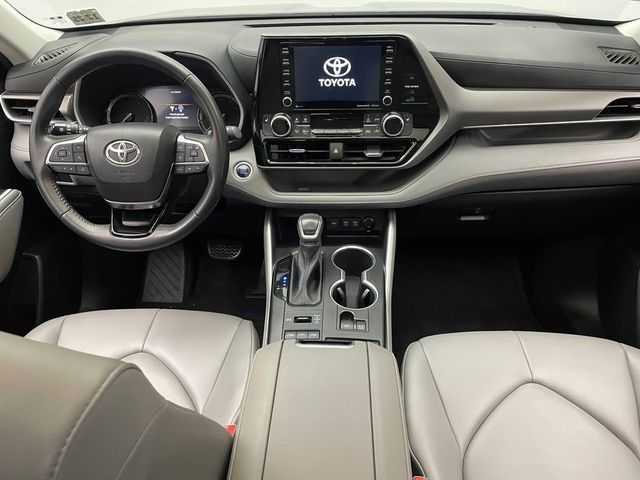 2021 Toyota Highlander XLE AWD - 22924768 - 18