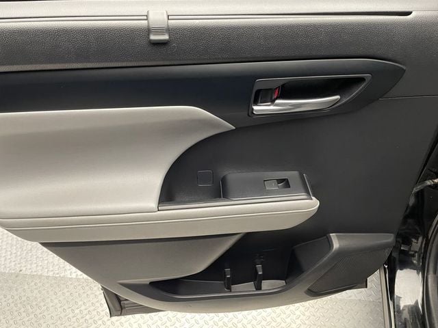 2021 Toyota Highlander XLE AWD - 22924768 - 33