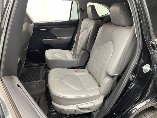 2021 Toyota Highlander XLE AWD - 22924768 - 35