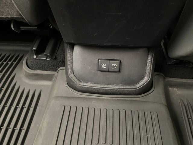 2021 Toyota Highlander XLE AWD - 22924768 - 40