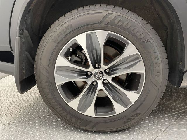 2021 Toyota Highlander XLE AWD - 22924768 - 50
